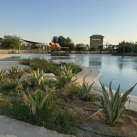 A Sea View Spacious Cheering 5 Bedroom Villa Ain Sokhna "Ain Bay" فيلا كاملة للإيجار قرية العين باي 아인 수크나 외부 사진