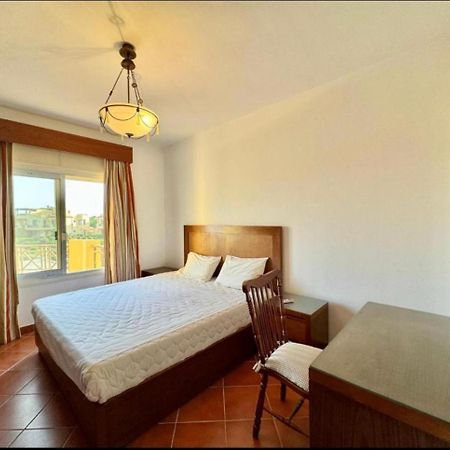 A Sea View Spacious Cheering 5 Bedroom Villa Ain Sokhna "Ain Bay" فيلا كاملة للإيجار قرية العين باي 아인 수크나 외부 사진