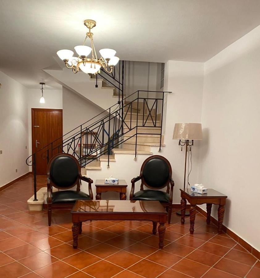 A Sea View Spacious Cheering 5 Bedroom Villa Ain Sokhna "Ain Bay" فيلا كاملة للإيجار قرية العين باي 아인 수크나 외부 사진