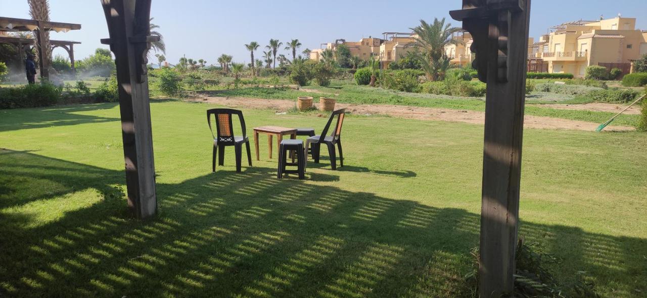 A Sea View Spacious Cheering 5 Bedroom Villa Ain Sokhna "Ain Bay" فيلا كاملة للإيجار قرية العين باي 아인 수크나 외부 사진