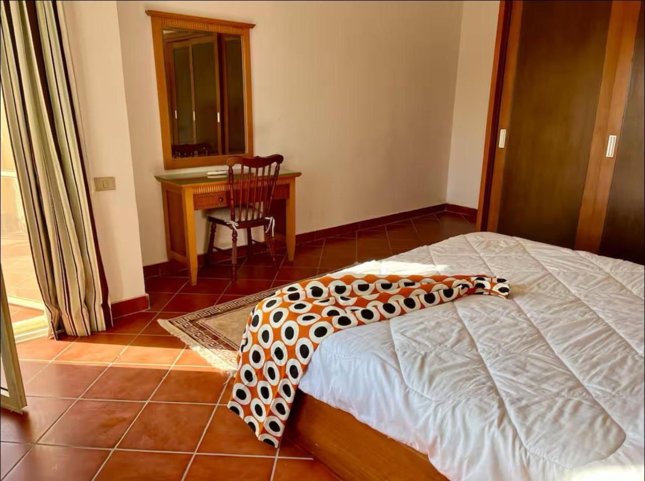 A Sea View Spacious Cheering 5 Bedroom Villa Ain Sokhna "Ain Bay" فيلا كاملة للإيجار قرية العين باي 아인 수크나 외부 사진