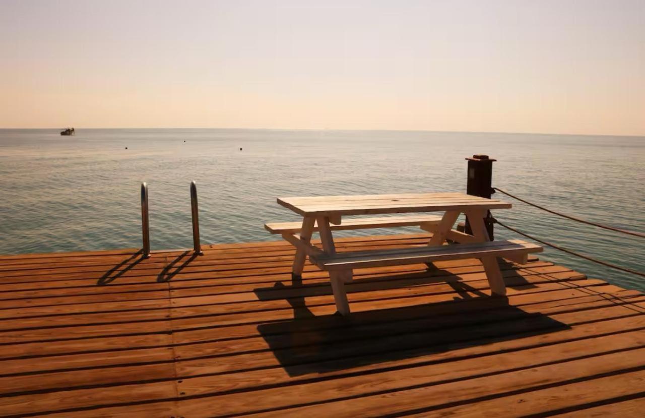 A Sea View Spacious Cheering 5 Bedroom Villa Ain Sokhna "Ain Bay" فيلا كاملة للإيجار قرية العين باي 아인 수크나 외부 사진