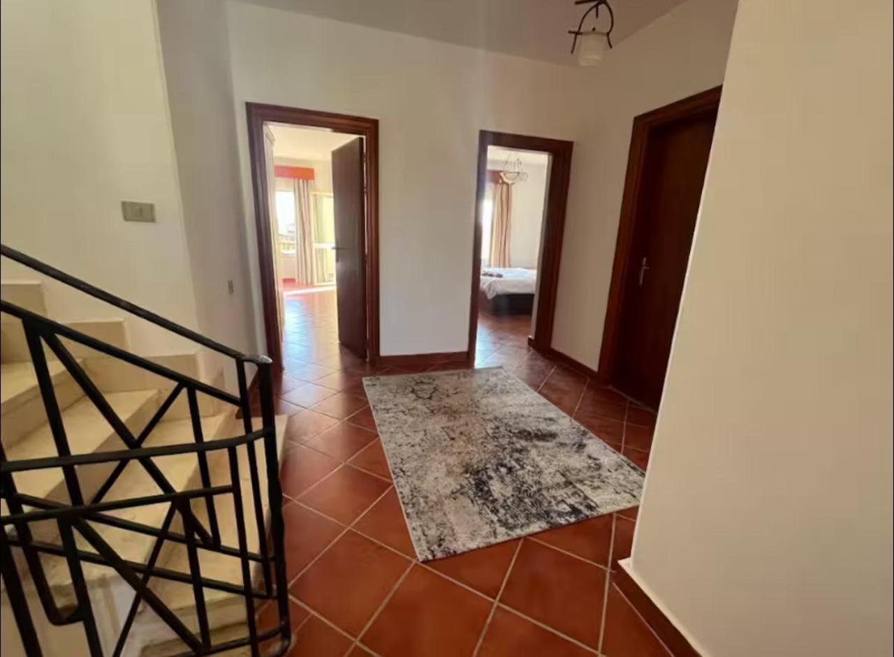 A Sea View Spacious Cheering 5 Bedroom Villa Ain Sokhna "Ain Bay" فيلا كاملة للإيجار قرية العين باي 아인 수크나 외부 사진