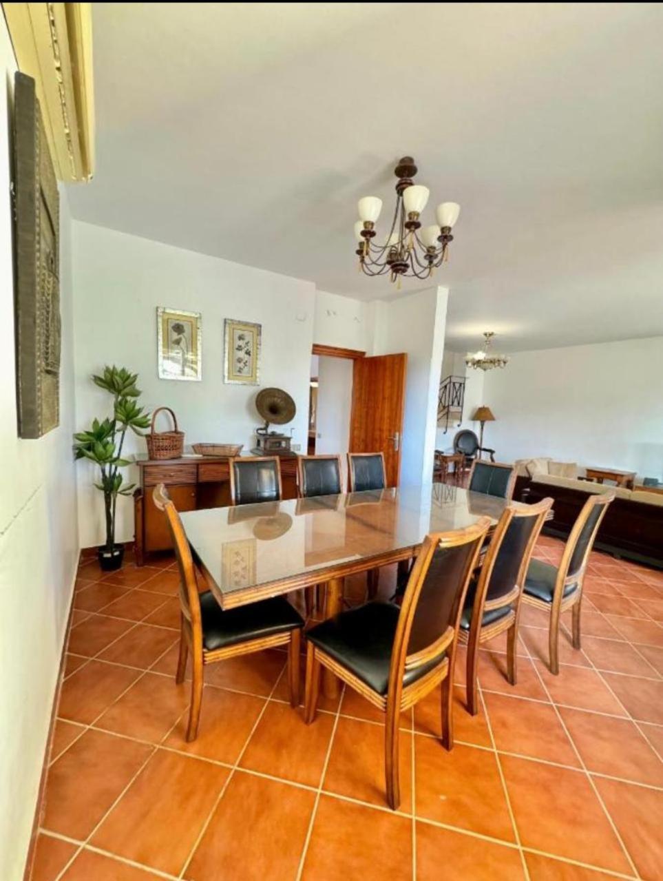 A Sea View Spacious Cheering 5 Bedroom Villa Ain Sokhna "Ain Bay" فيلا كاملة للإيجار قرية العين باي 아인 수크나 외부 사진