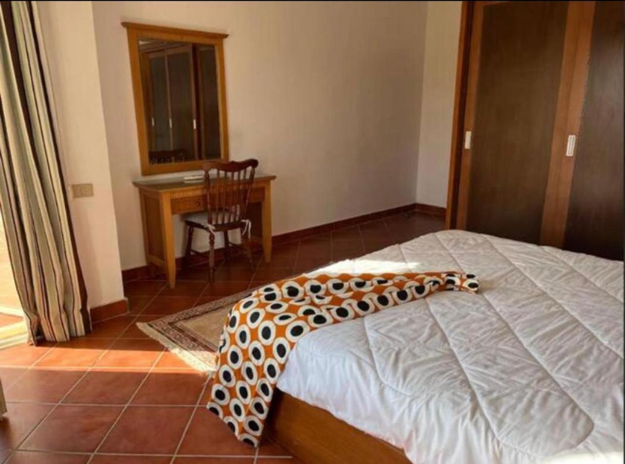 A Sea View Spacious Cheering 5 Bedroom Villa Ain Sokhna "Ain Bay" فيلا كاملة للإيجار قرية العين باي 아인 수크나 외부 사진